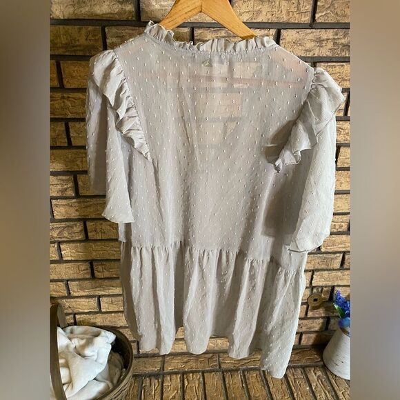 ‎Sheer ruffle blouse - Picture 3 of 5